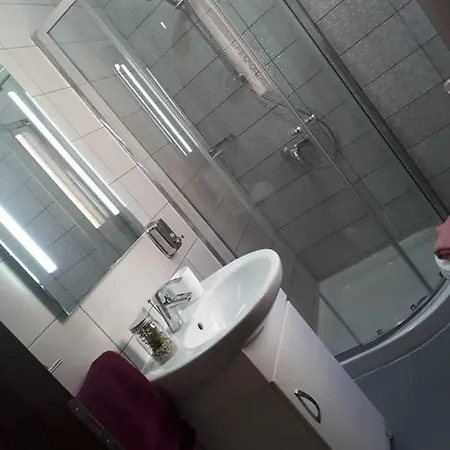 Lägenhet Town Centre Bright & Spacious 3 Bedroom *