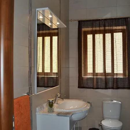 Town Centre Bright & Spacious 3 Bedroom Apartment Mellieħa