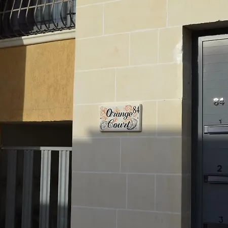 Apartament Town Centre Bright & Spacious 3 Bedroom